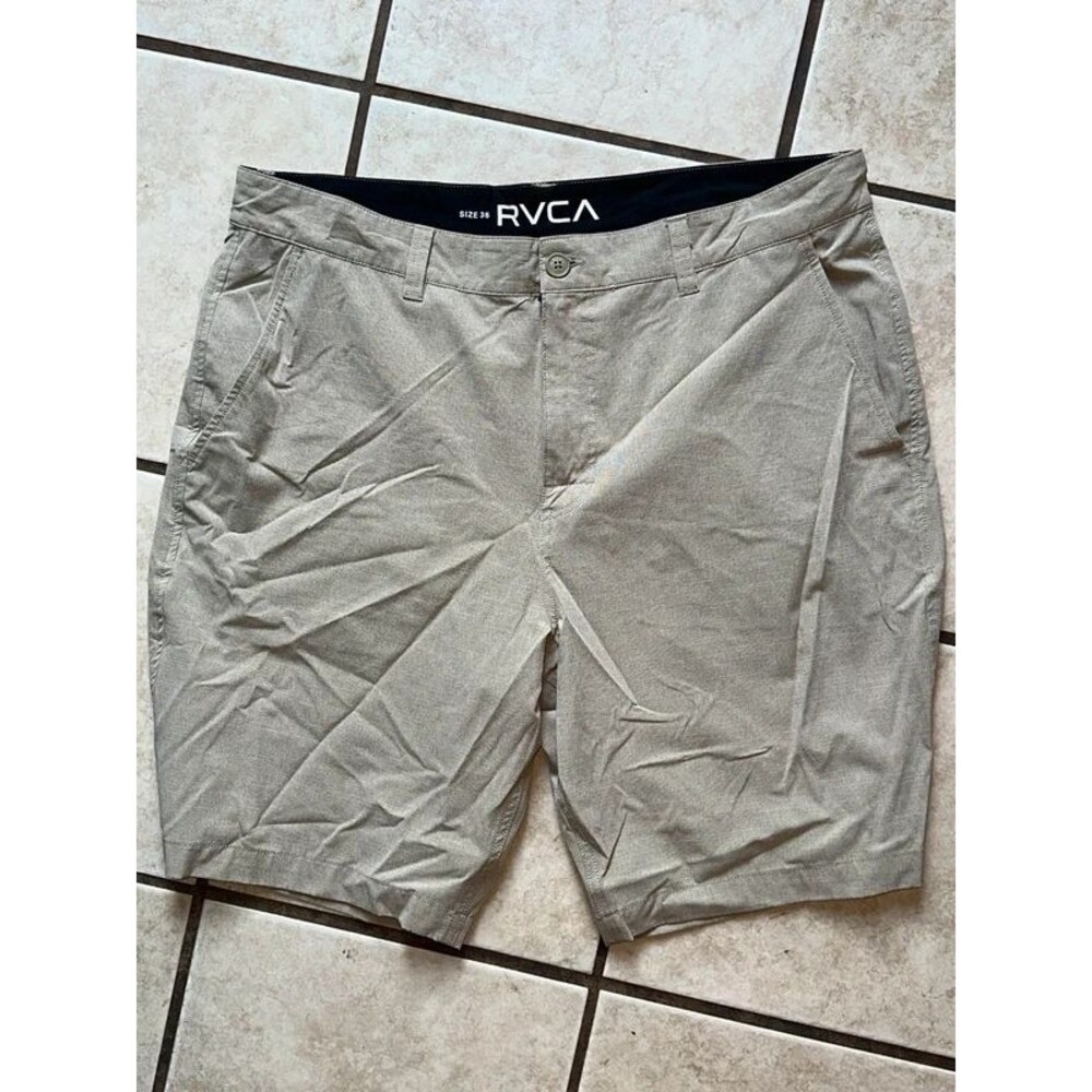 Men’s Brown RVCA Shorts Size 36